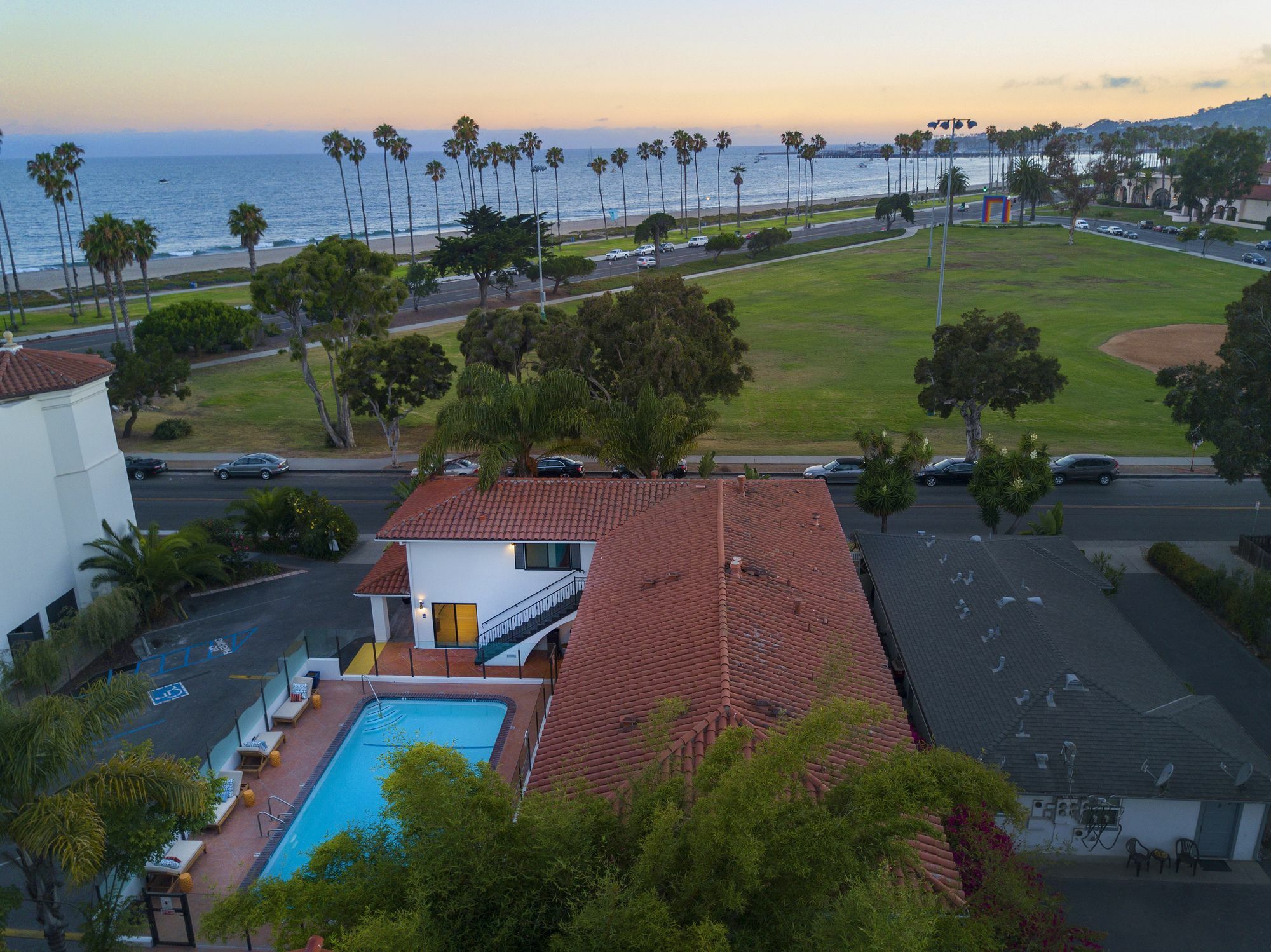 Blue Sands Inn, A Kirkwood Collection Hotel Santa Barbara Exterior foto